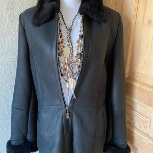 Lambskin shearling elements by Vakko coat